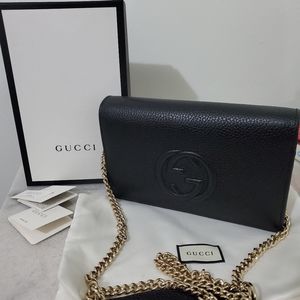 Gucci Interlocking GG Embossed Wallet On Chain in Black